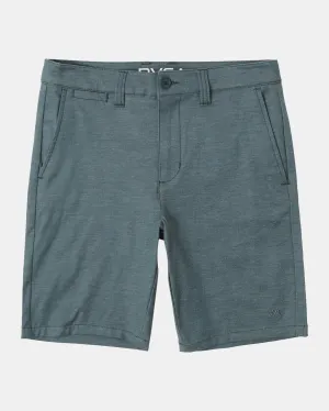 Boys Back In Hybrid 19" Shorts - Hunter Green